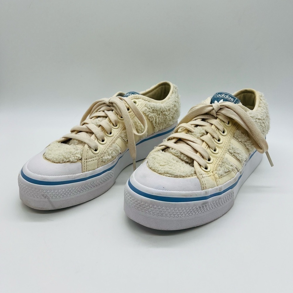 ADIDAS NIZZA WOMEN’S CREAM/BLUE COLORED PLATFORM SNEAKERS SIZE 9